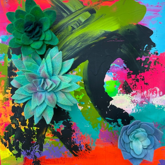 Welcome to My Closet! - Picture 6 of 6